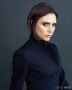 Victoria Beckham ϺVogue 7 ºŷ棬ʾʱз